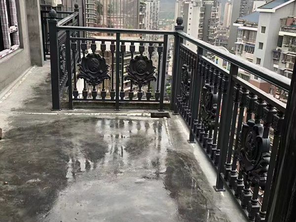 阳台护栏